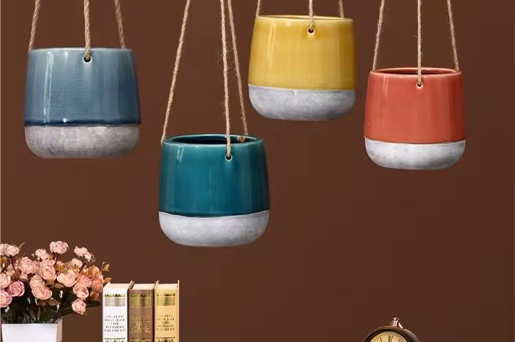 Ceramic Hanging Pot (2)