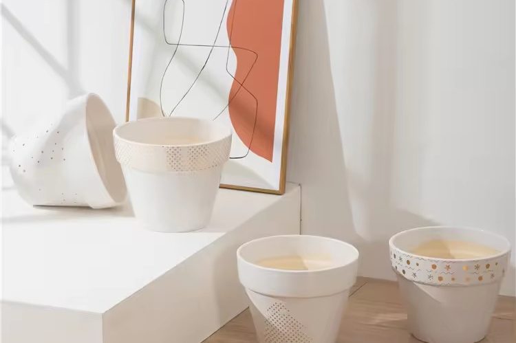 Large Ceramic Pot (2)