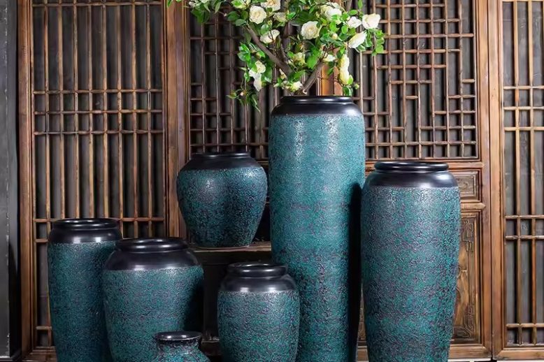 Large Ceramic Pot (2)