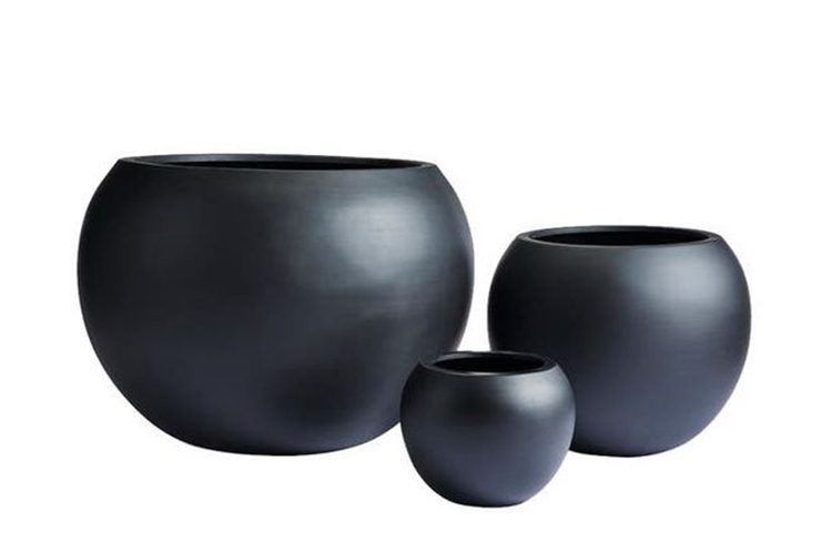 Large Ceramic Pot (3)