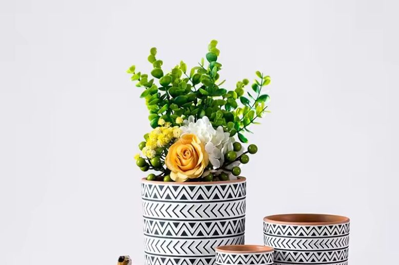 Large Ceramic Pot (4)