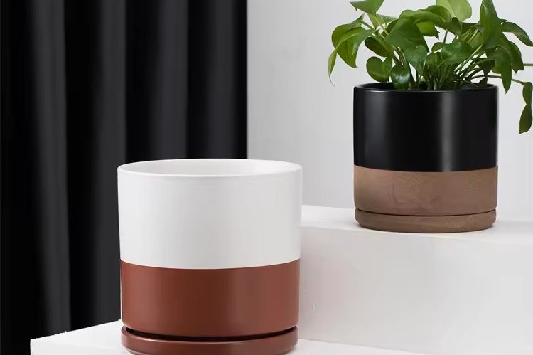 Large Ceramic Pot (5)