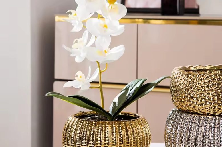 Large Ceramic Pot (5)